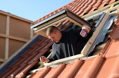 Pose de fenêtres de toit Velux à Oudrenne